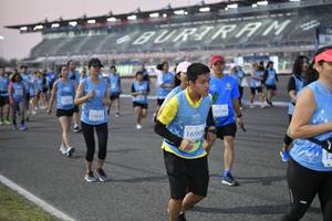 BIB: 
                            <button type="button" onclick="openModal(10463877)" class="btn btn-primary btn-sm float-right btn-popup" data-toggle="modal" data-target=".modal-high-quality">
                        <i class="fas fa-shopping-cart"></i> Add to Cart
                    </button>
                                            <button type="button" onclick="isThisMe(10463877, true)" class="btn btn-success btn-sm float-right btn-popup btn-isme hidden" data-toggle="tooltip" data-placement="bottom" title="นี่คือรูปของคุณใช่ไหม คลิกที่นี่เพื่อเอาเข้าอัลบั้ม">
                        <i class="fas fa-plus"></i> Add to album
                    </button>
                    <button type="button" onclick="isThisMe(10463877, false)" class="btn btn-warning btn-sm float-right btn-popup btn-isnotme hidden">
                        <i class="fas fa-ban"></i> Remove from album
                    </button>